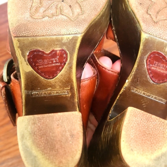 BORN Y2k Fat Strap Chunky Heel Slip On Leather Sandal - Picture 7 of 7